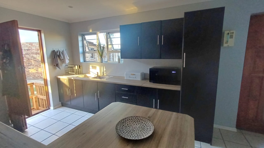 2 Bedroom Property for Sale in Bothasrus Eastern Cape